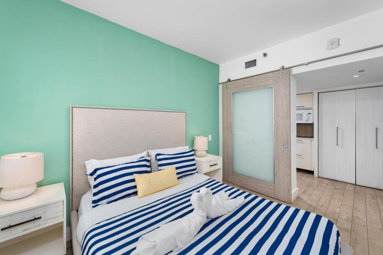 Sobe Lux Suites On Ocean Miami Beach Exterior photo